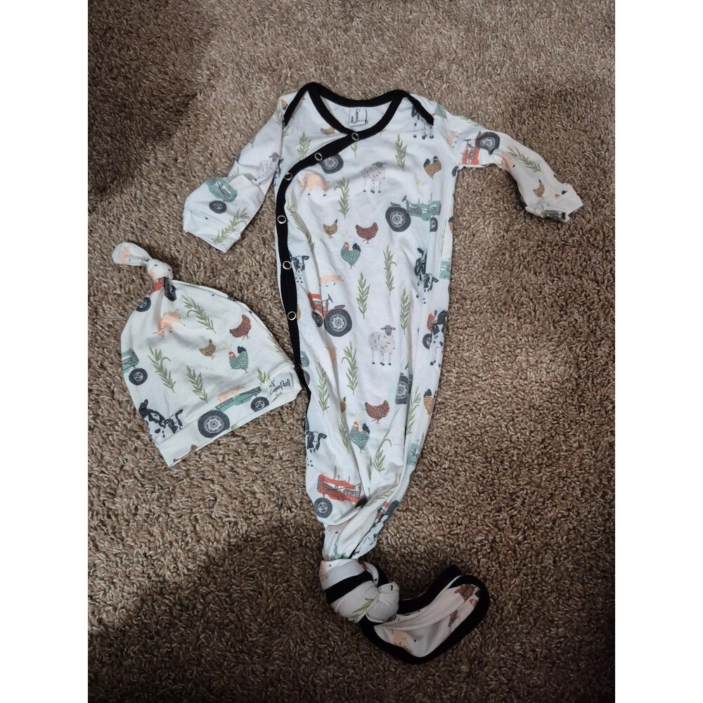 Copper pearl baby gown & hat farms size newborn